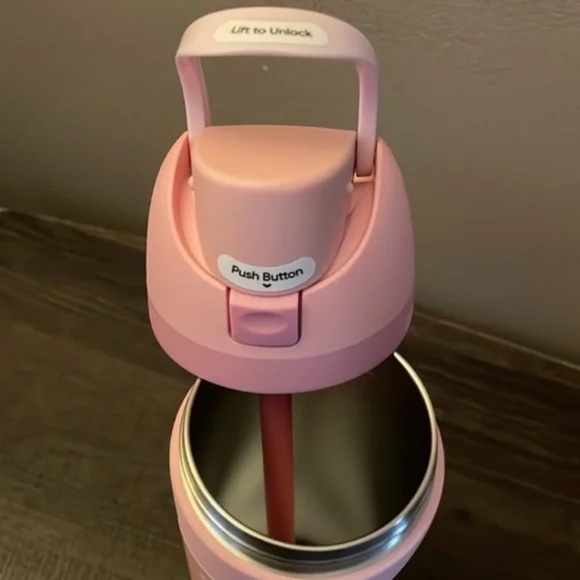 Owala 24 oz Free Sip (Rose Quartz) - Picture 2 of 6